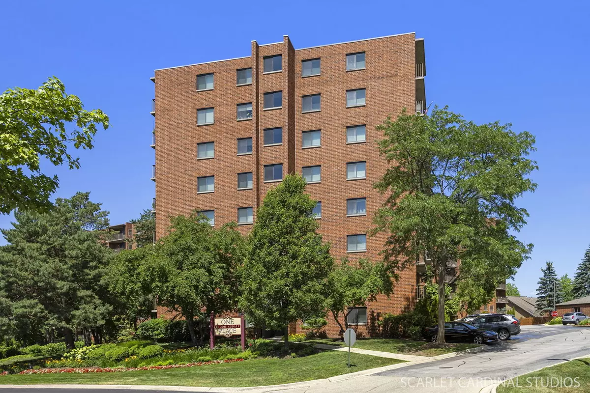 Bloomingdale, IL 60108,1 Bloomingdale Place #703
