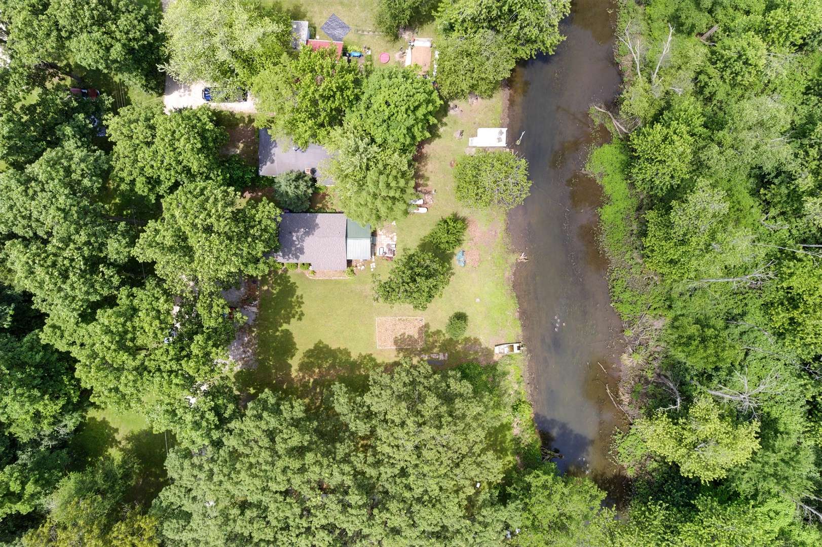 Momence, IL 60954,15789 E Channel LN