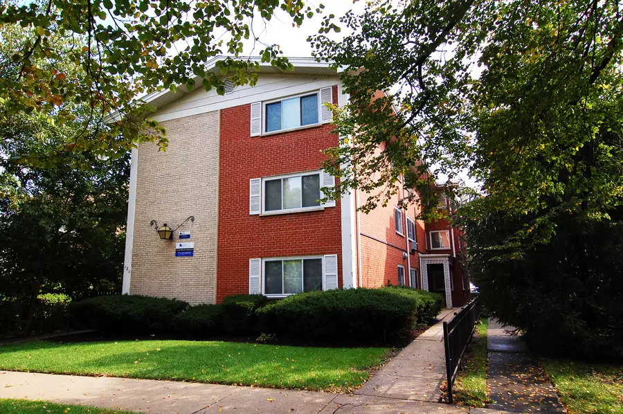 426 Wesley AVE #7, Oak Park, IL 60302