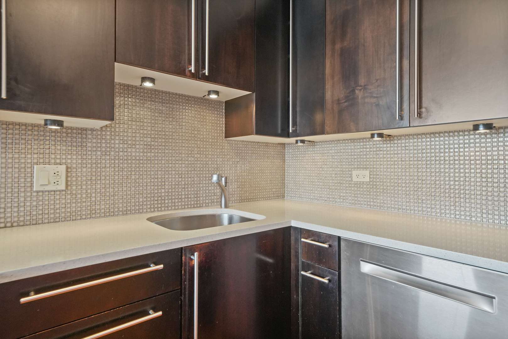 Chicago, IL 60611,405 N WABASH AVE #4709