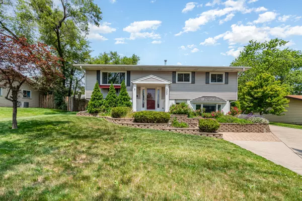 Hoffman Estates, IL 60169,1320 Jefferson RD