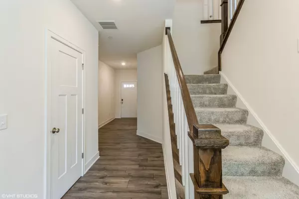 Rolling Meadows, IL 60008,2543 Geranium WAY
