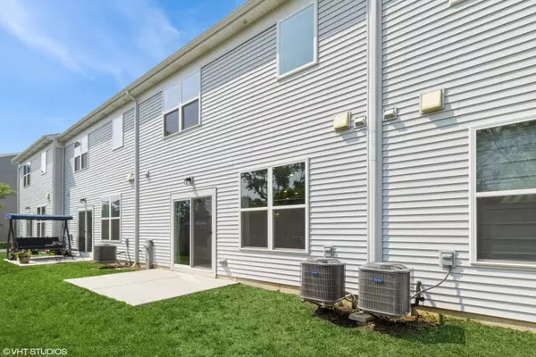 Rolling Meadows, IL 60008,2543 Geranium WAY