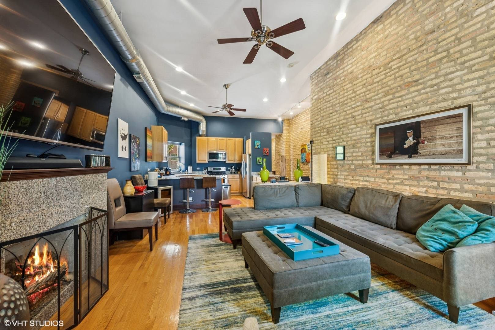 Chicago, IL 60640,1471 W Foster AVE #3E