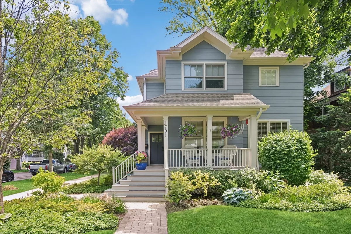 Wilmette, IL 60091,1701 Elmwood AVE