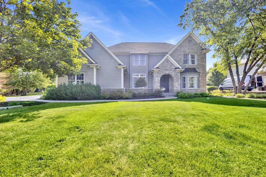 7270 Bannockburn CIR, Lakewood, IL 60014