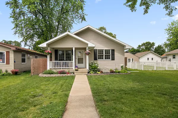 253 N Jackson AVE, Bradley, IL 60915