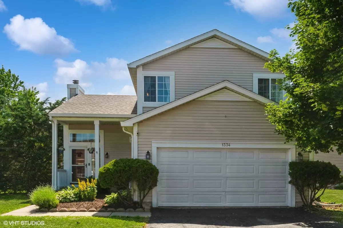 Waukegan, IL 60085,1334 S Pleasant Hill Gate