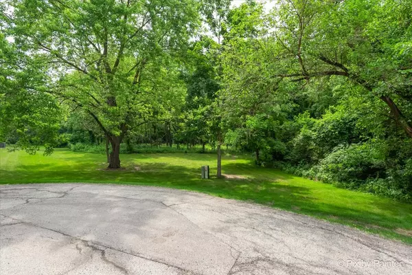 Antioch, IL 60002,39225 RANGERS WAY