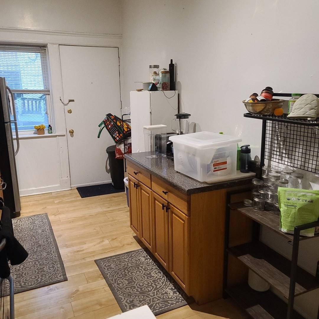 Chicago, IL 60640,4607 N Ashland AVE #1