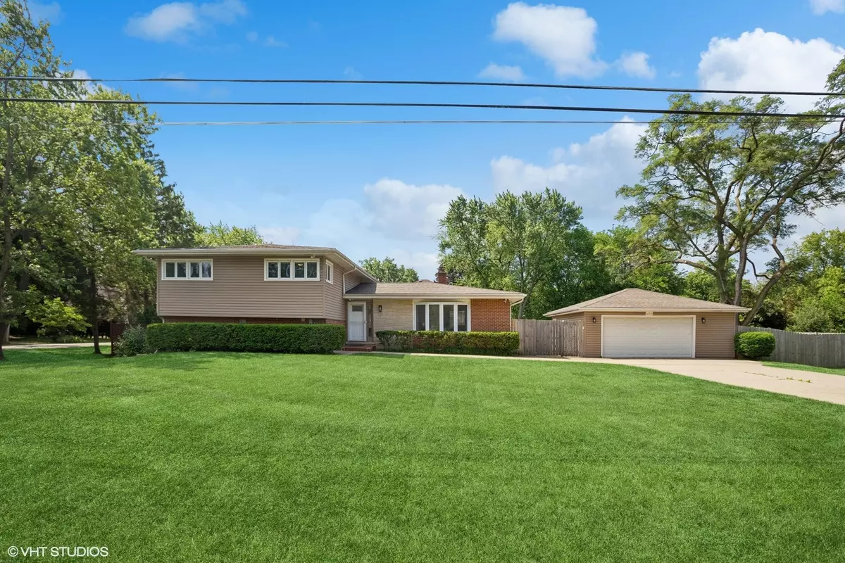 Palatine, IL 60074,1459 E Olive ST