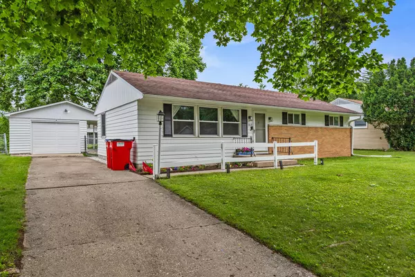 Champaign, IL 61821,1812 Broadmoor DR
