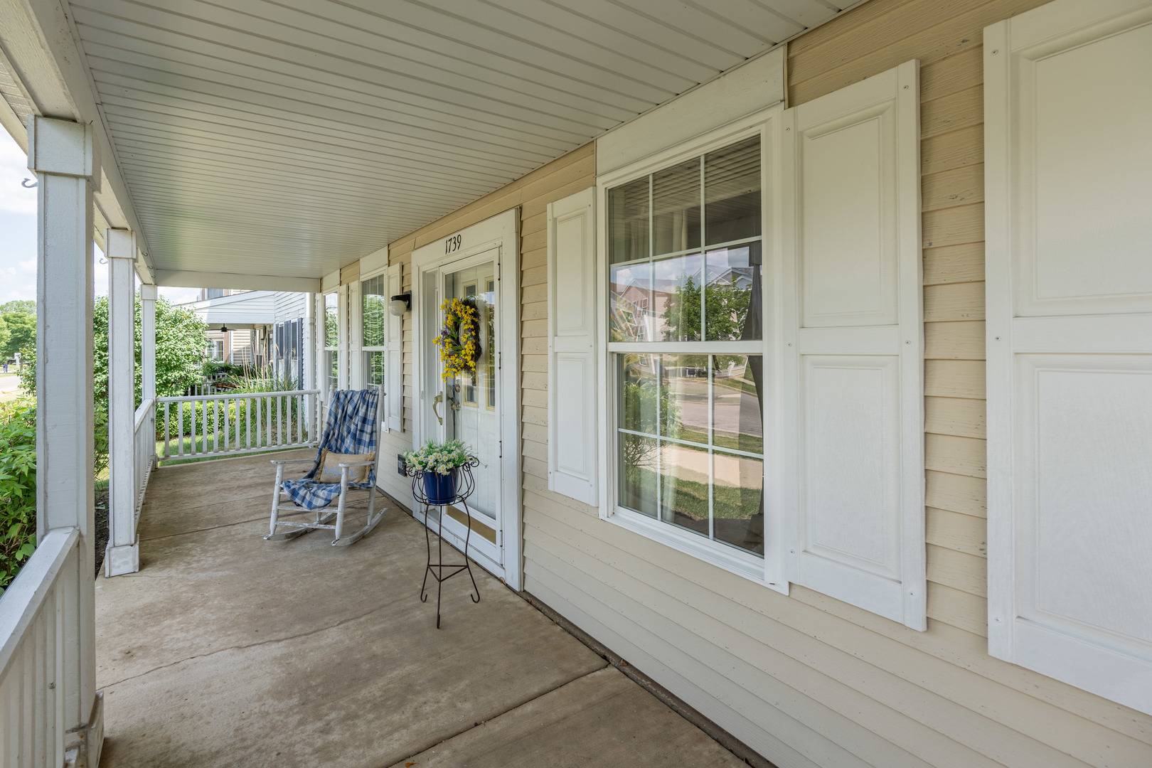 Aurora, IL 60504,1739 Simms ST
