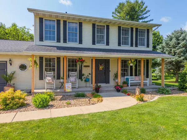 Bloomington, IL 61705,15945 Quail Hollow CT