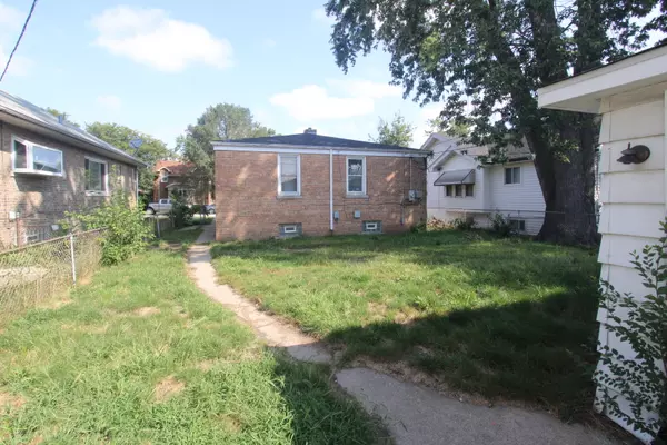 Calumet City, IL 60409,39 Warren ST
