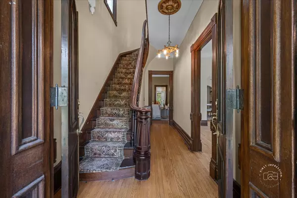 Batavia, IL 60510,123 N Prairie ST