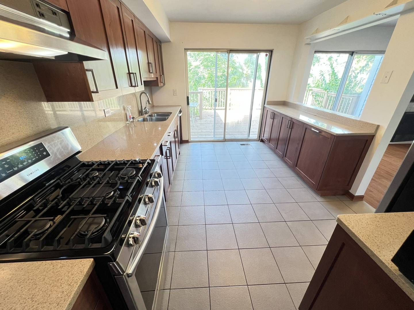 Downers Grove, IL 60516,6517 Stair ST
