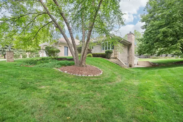 Joliet, IL 60431,18 Coventry Chase #18