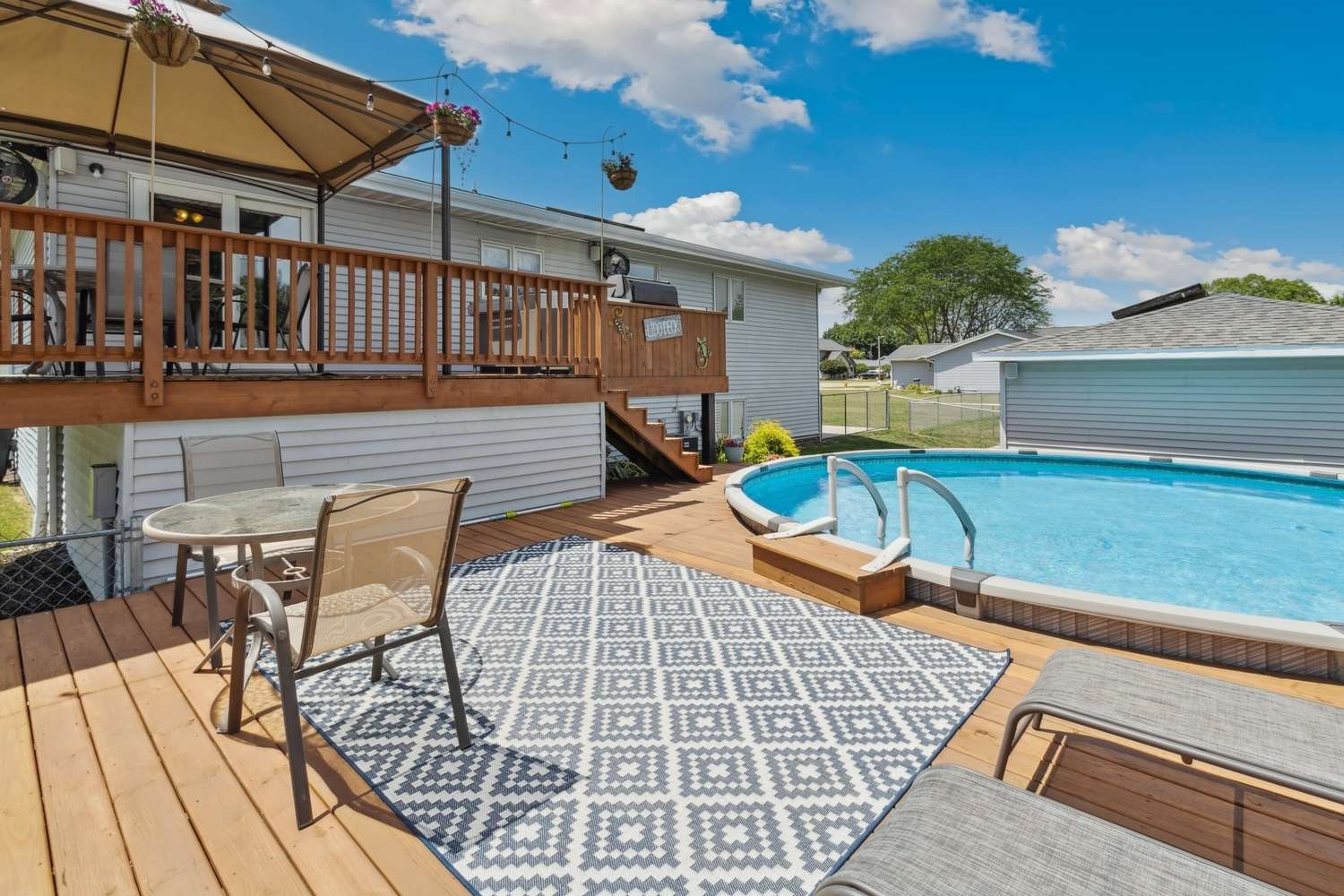 Rock Falls, IL 61071,502 W 11th ST