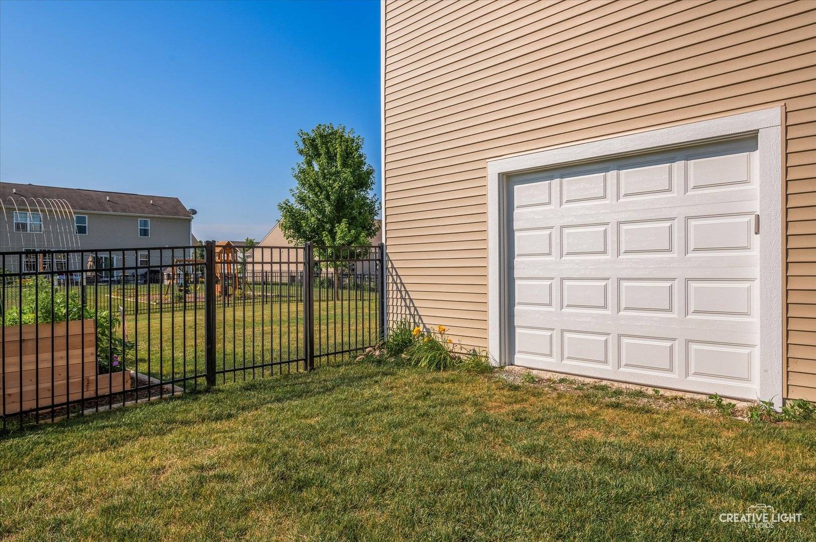 Yorkville, IL 60560,1432 Ruby DR