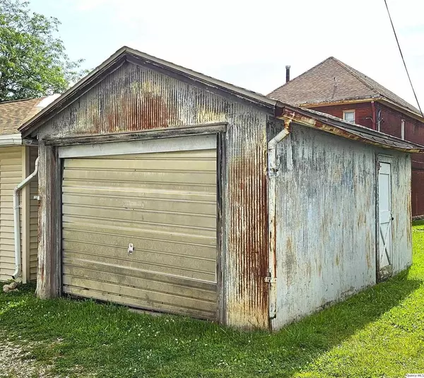 Quincy, IL 62301,710 N 12th ST