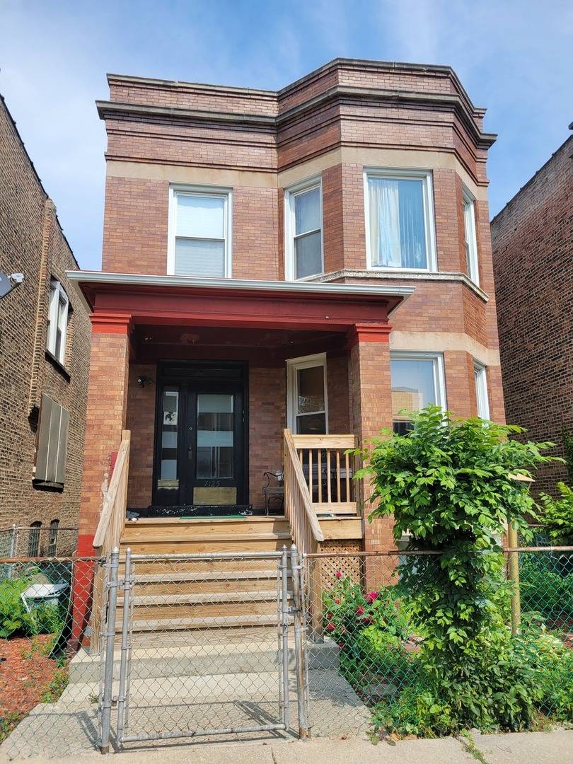 Chicago, IL 60649,7125 S Cornell AVE