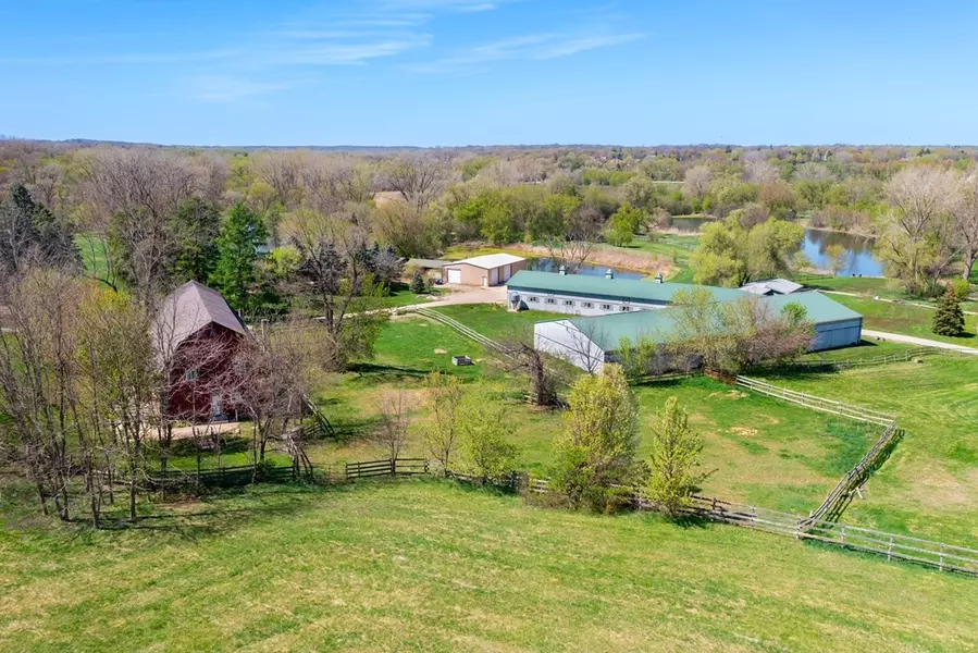 6102 E Hillside RD, Crystal Lake, IL 60012
