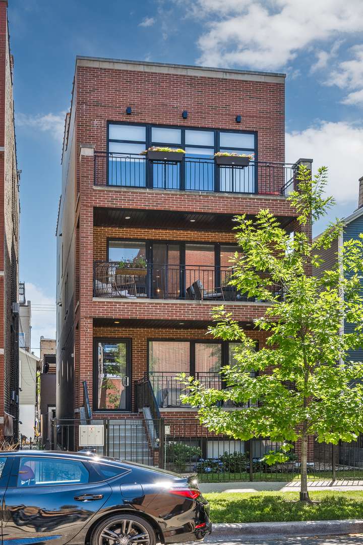 1011 N Winchester AVE #2, Chicago, IL 60622