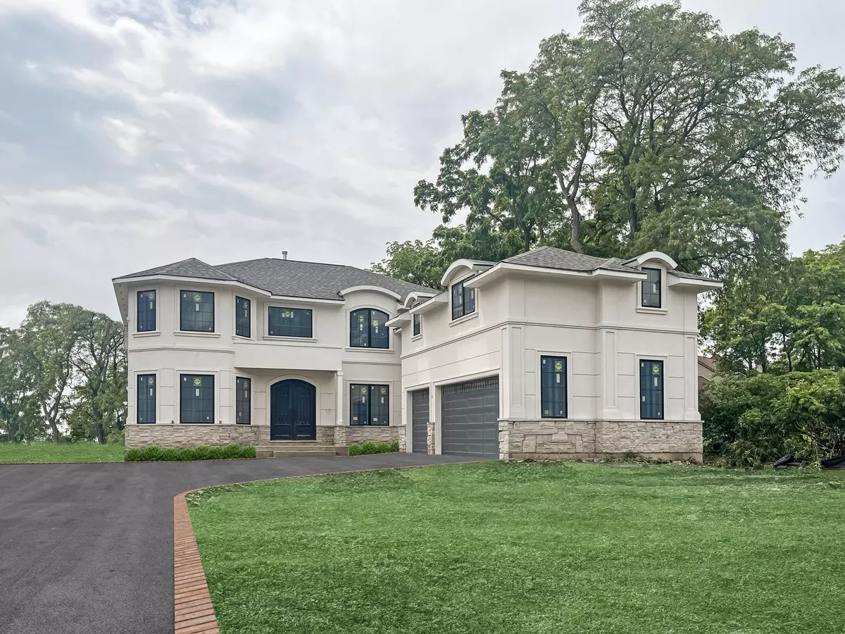 Northbrook, IL 60062,1851 Oakwood RD