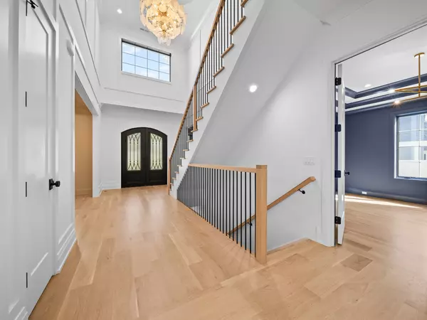 Northbrook, IL 60062,1851 Oakwood RD