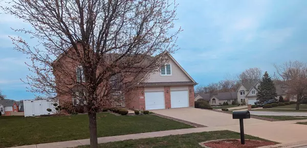 18507 Indie CT, Hazel Crest, IL 60429