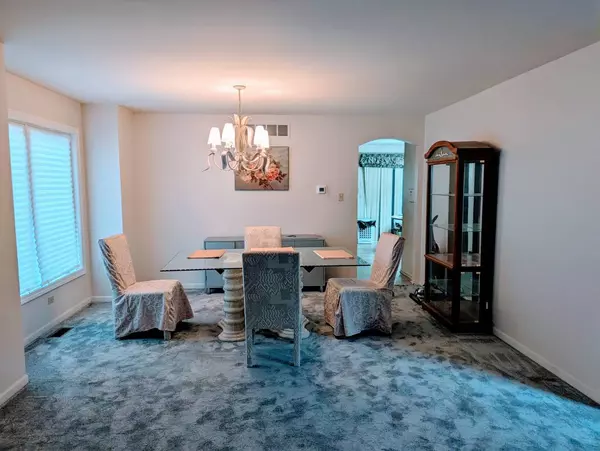 Hazel Crest, IL 60429,18507 Indie CT
