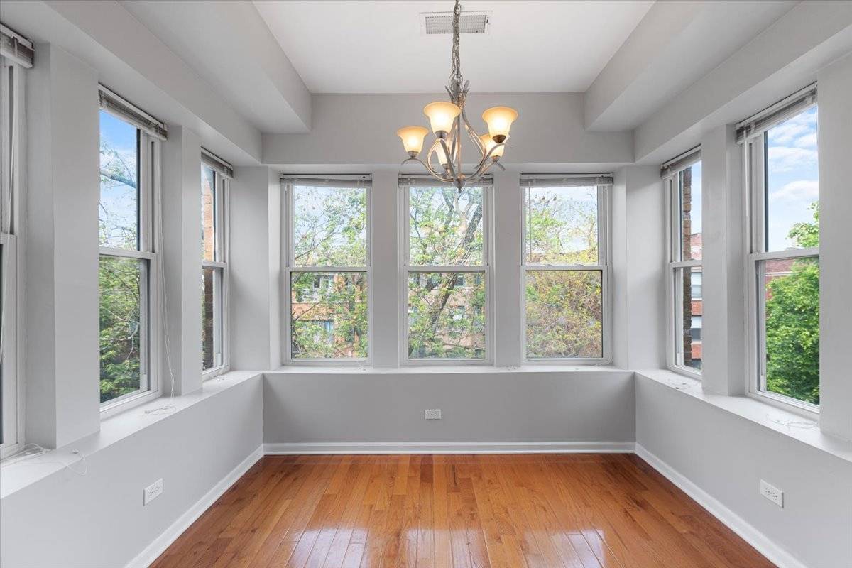Chicago, IL 60626,7717 N Marshfield AVE #3