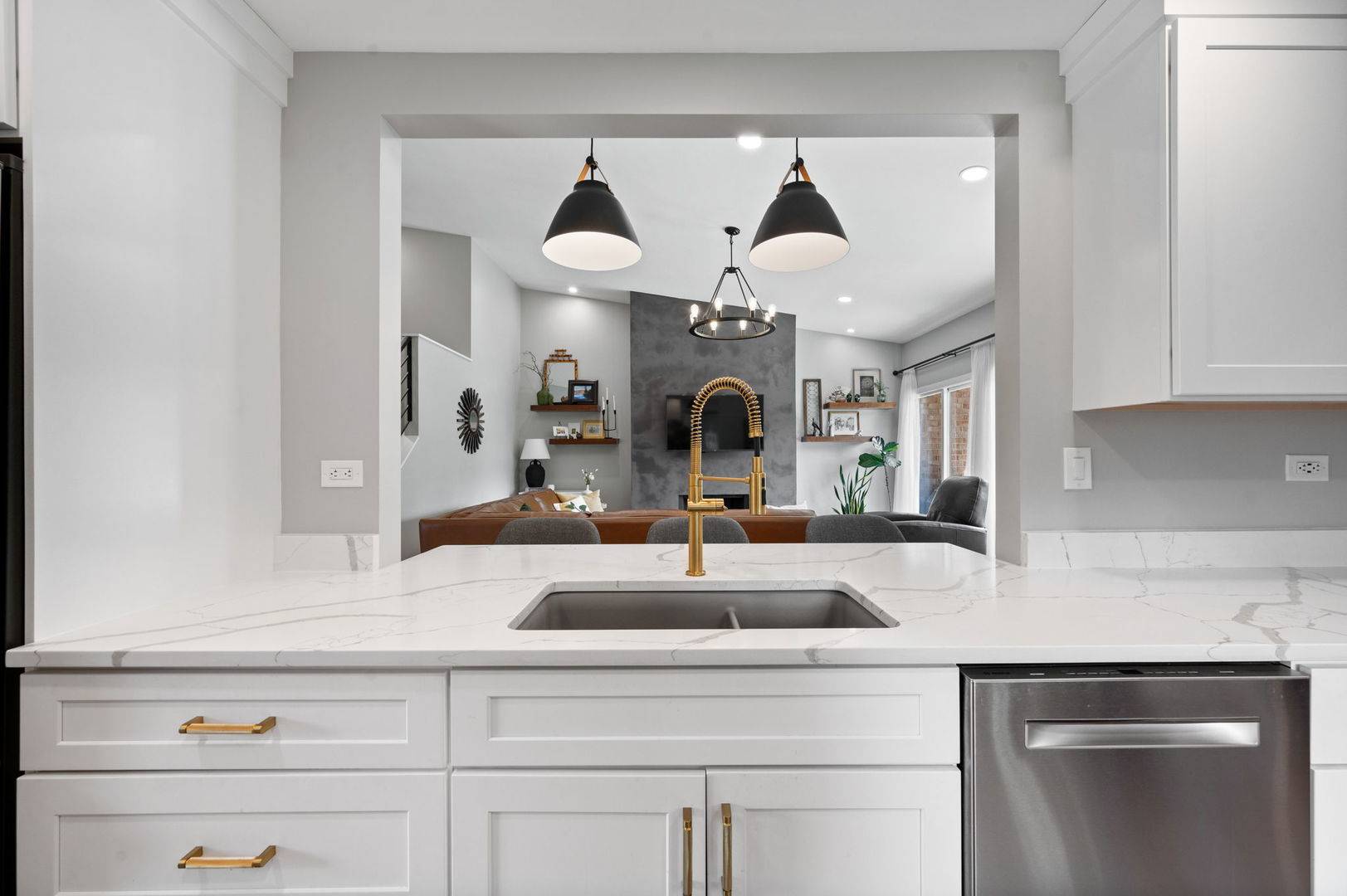 Oak Brook, IL 60523,19W263 Governors TRL
