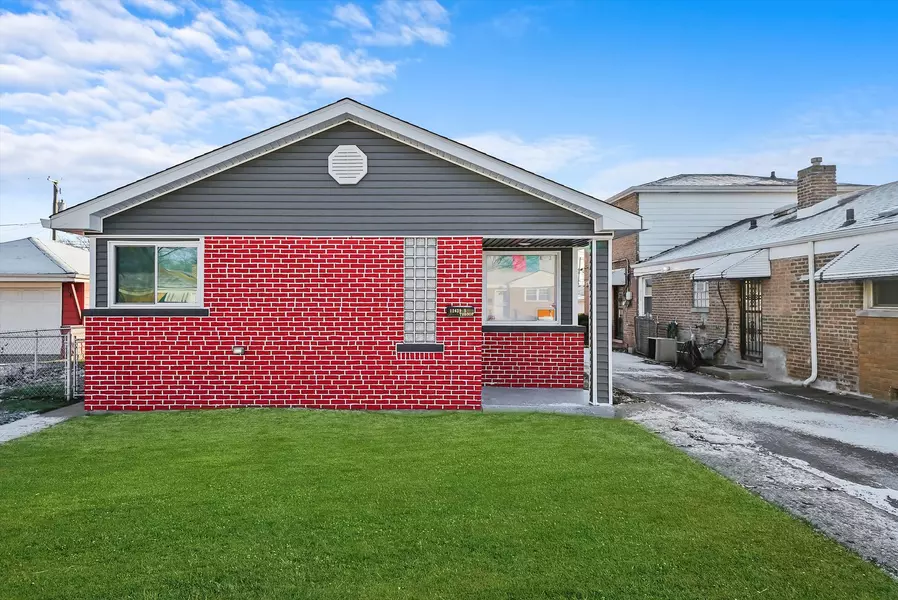 12629 S Throop ST, Calumet Park, IL 60827