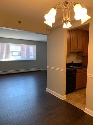 Hillside, IL 60162,1919 S Wolf RD #1-322