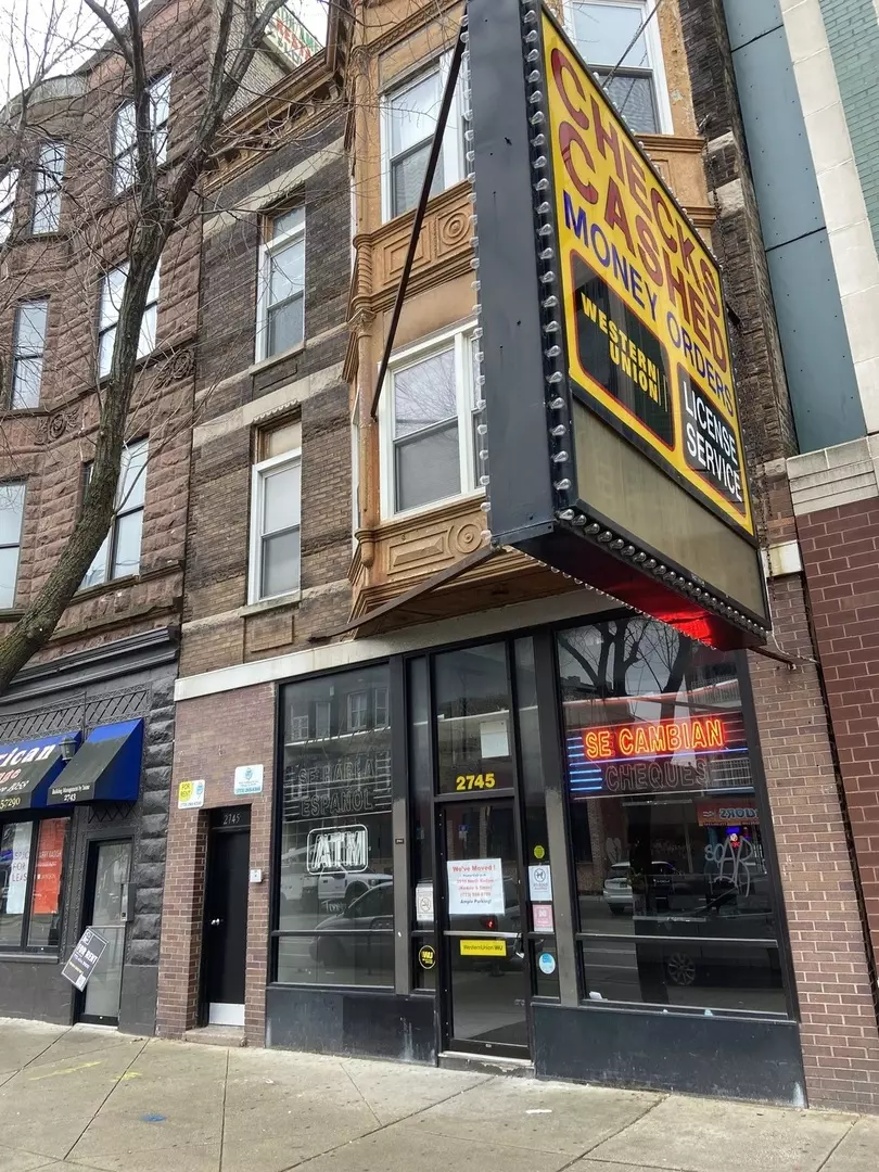 Chicago, IL 60622,2745 W Division ST