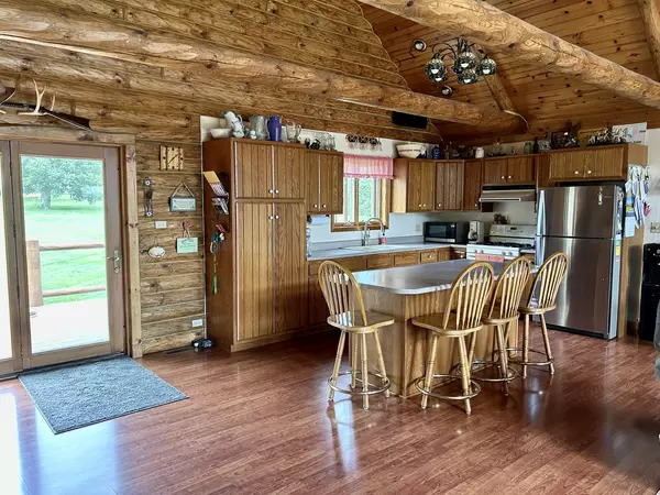 Ladd, IL 61329,3468 E Spring Creek DR