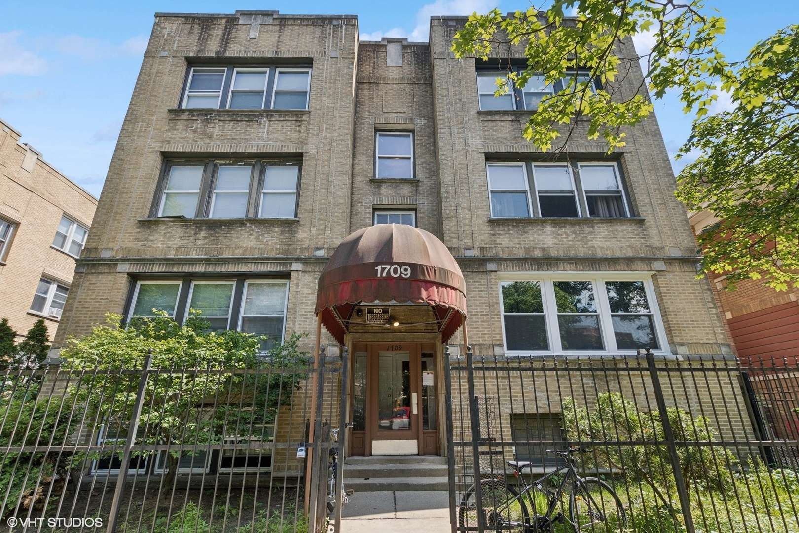 1709 W Wallen AVE #1J, Chicago, IL 60626