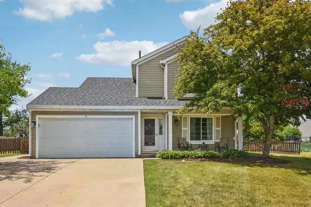 11 Misty CT, South Elgin, IL 60177