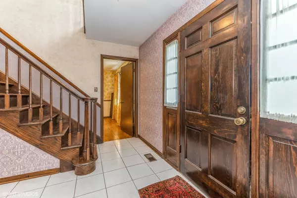 Palos Park, IL 60464,13049 S 83rd CT