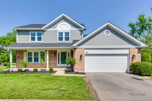 601 Evergreen DR,  Vernon Hills,  IL 60061