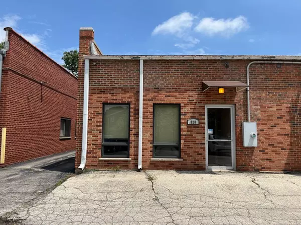 Park Ridge, IL 60068,828 N Busse HWY