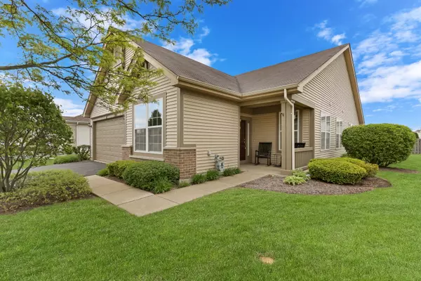 13211 W Sheffield LN, Beach Park, IL 60083