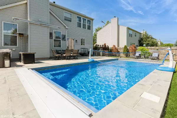 Bolingbrook, IL 60490,166 Holly ST