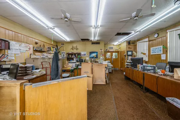 Lincolnwood, IL 60712,6712 N Crawford AVE