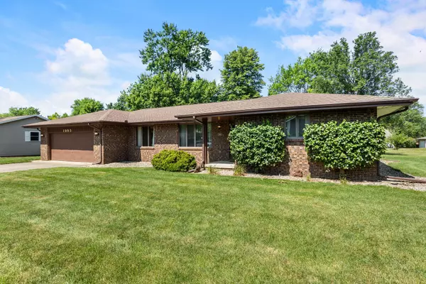 Savoy, IL 61874,1803 Lyndhurst DR