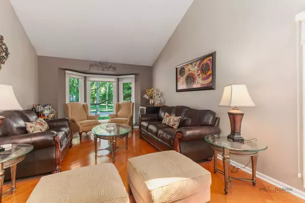 Vernon Hills, IL 60061,1126 Saint Clair LN