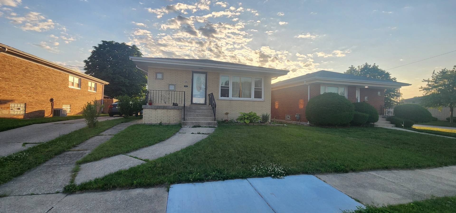 638 Hoxie AVE, Calumet City, IL 60409