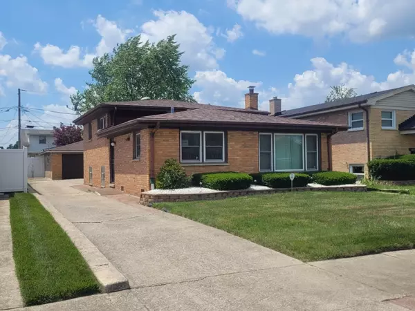 16030 Gauger AVE, Harvey, IL 60426